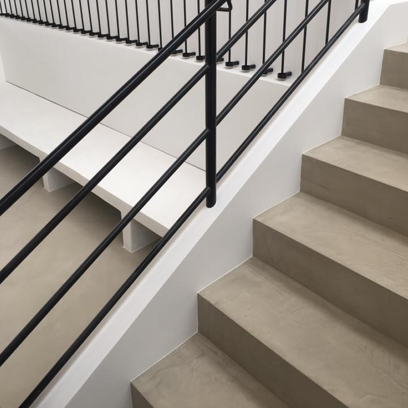 Escaliers-béton-ciré