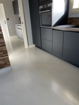 Sol-béton-ciré-cuisine