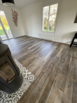 Sol-dalles-vinyles-techniques-salon