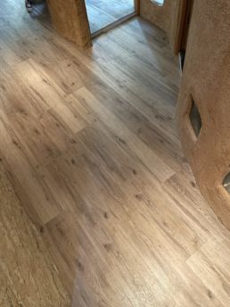 Sol-dalles-vinyles-techniques-salon